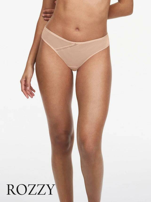 Трусы стринги Chantelle Chic Essential C16G90 бежевый