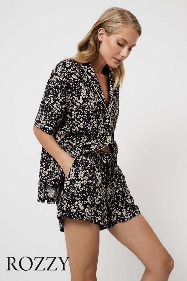 Пижама вискозная с шортами Aruelle Elaina черный